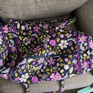 Vera Bradley EUC🥰 please see pictures for details and ask questions.